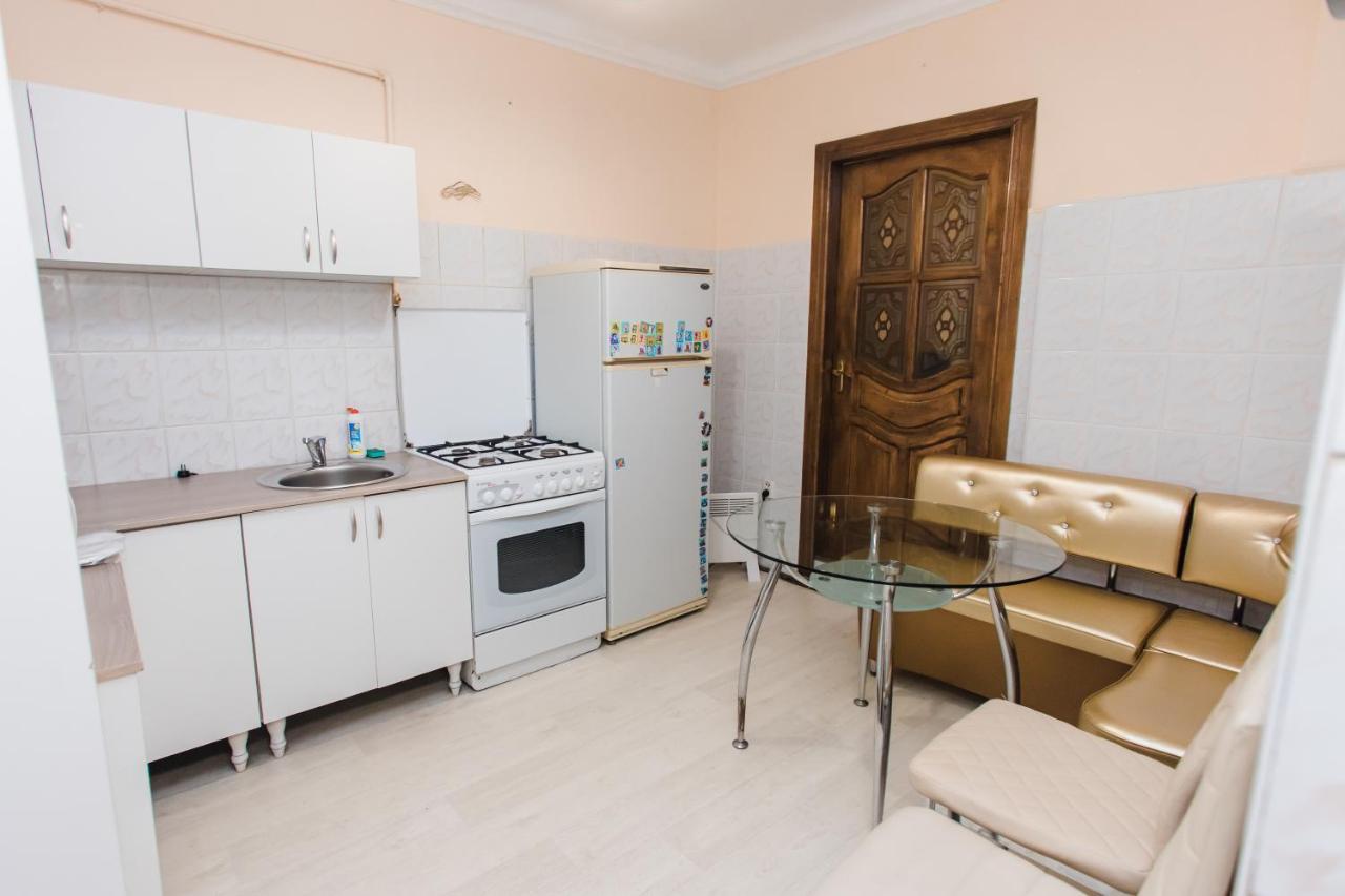 Mary Apartment Lviv Ngoại thất bức ảnh