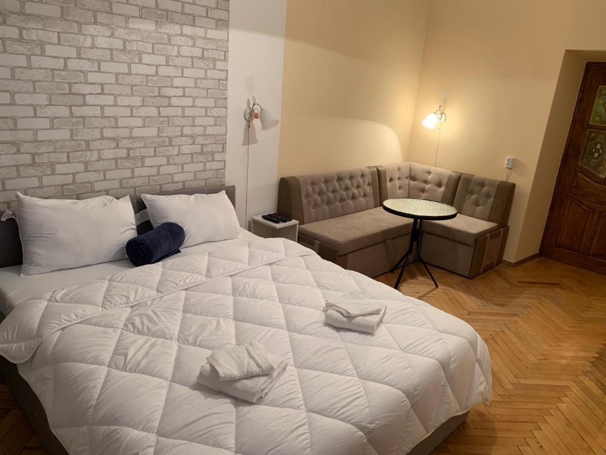 Mary Apartment Lviv Ngoại thất bức ảnh